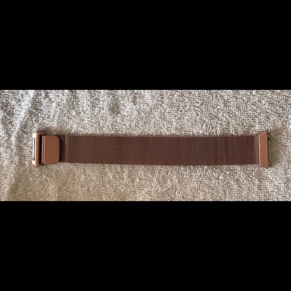 4 Ionic Fitbit band - Picture 4 of 4